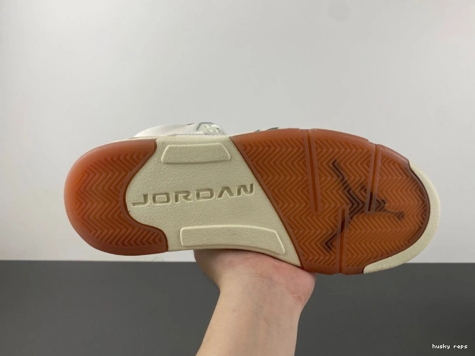 Cheap Husky Air Grito El HF8833-100 Jordan 5 0814